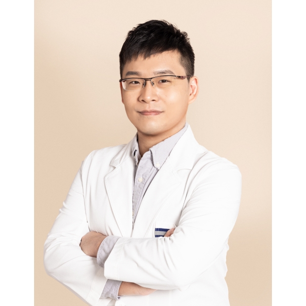 邱亮儒臨床心理師.jpeg 邱亮儒臨床心理師.jpeg